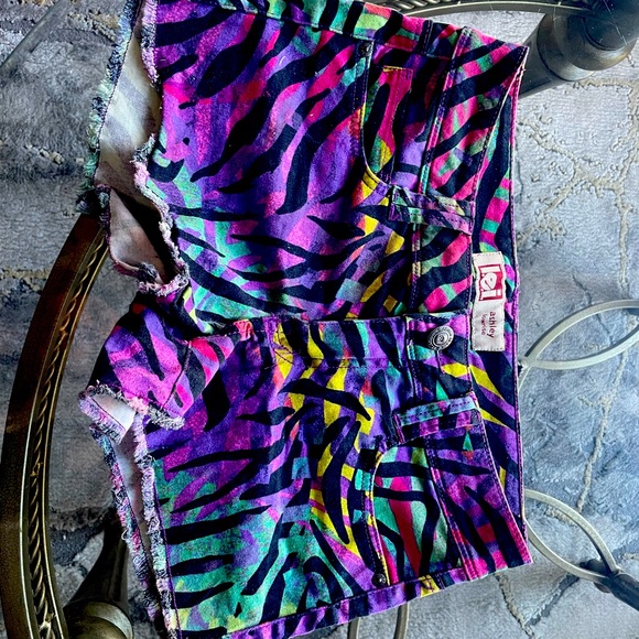 Zebra multicolored reunion stretch shorts size 5 - Picture 1 of 3